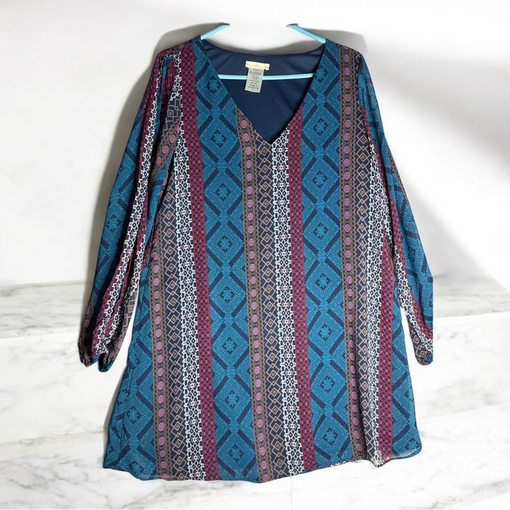 InTu  Bohemian Patterned V-Neck Dress Mod long sleeve Size L Must have
